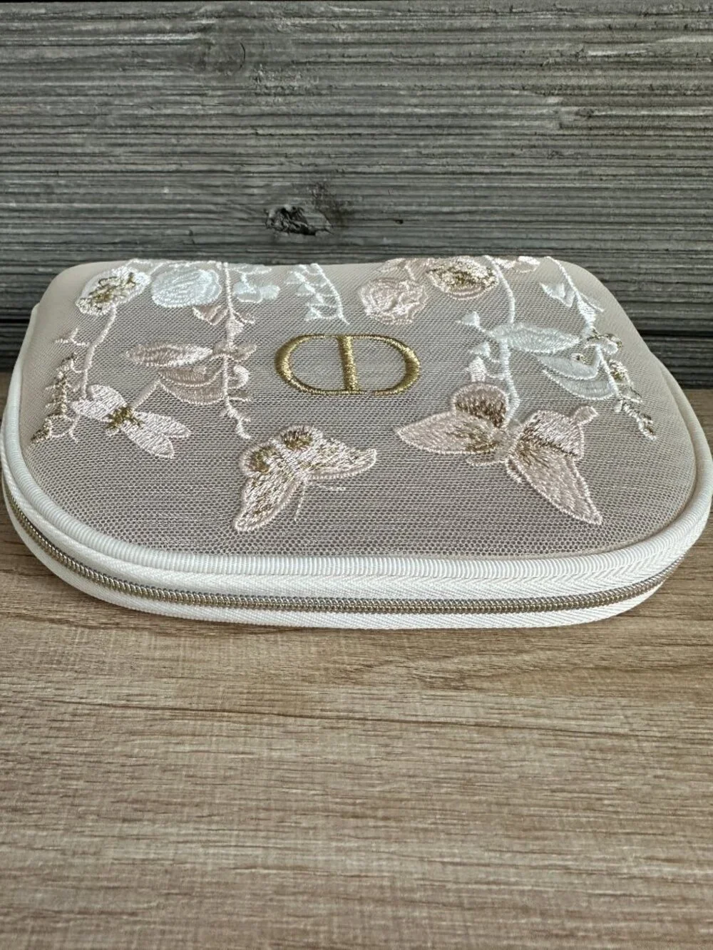 DIOR Limited-Edition Lucky Miss Ritual Butterfly Embroidered Pouch - Picture 3 of 4